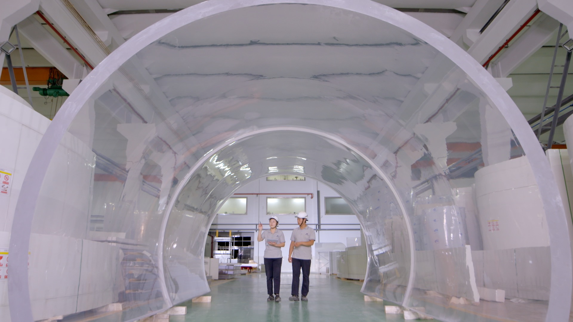 汤臣亚克力泳池板硬核性能加持